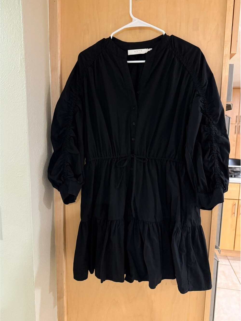 ASTR The Label Black Cotton Mini Dress Small Ruched Sleeve Tiered Shirt Dress